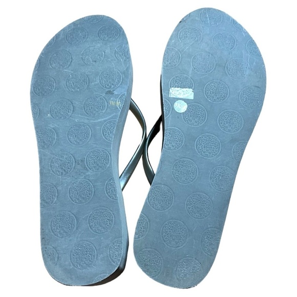 VINCE CAMUTO Grey Platform Thong Sandals US Sz 9M - Picture 8 of 10